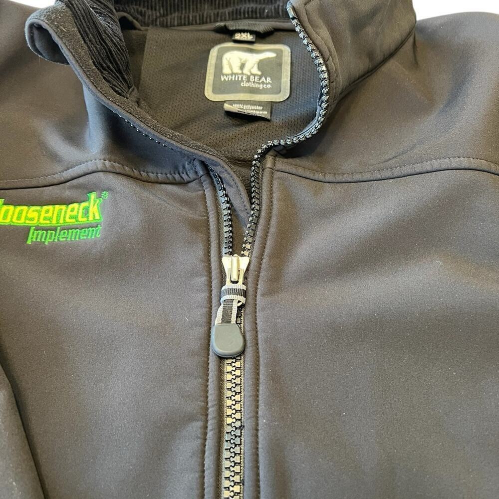 White Bear Black men’s size 2 XL full zip jacket